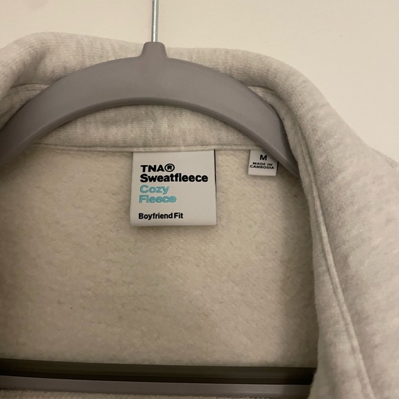 Aritzia heather gray TNA sweat fleece shacket - Picture 4 of 4